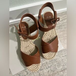 Marc Fisher Vienna Espadrille